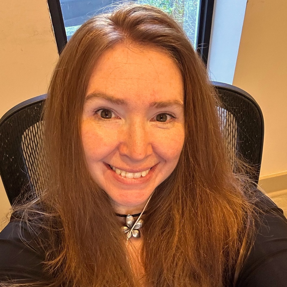 Meet your Posher, Jenn